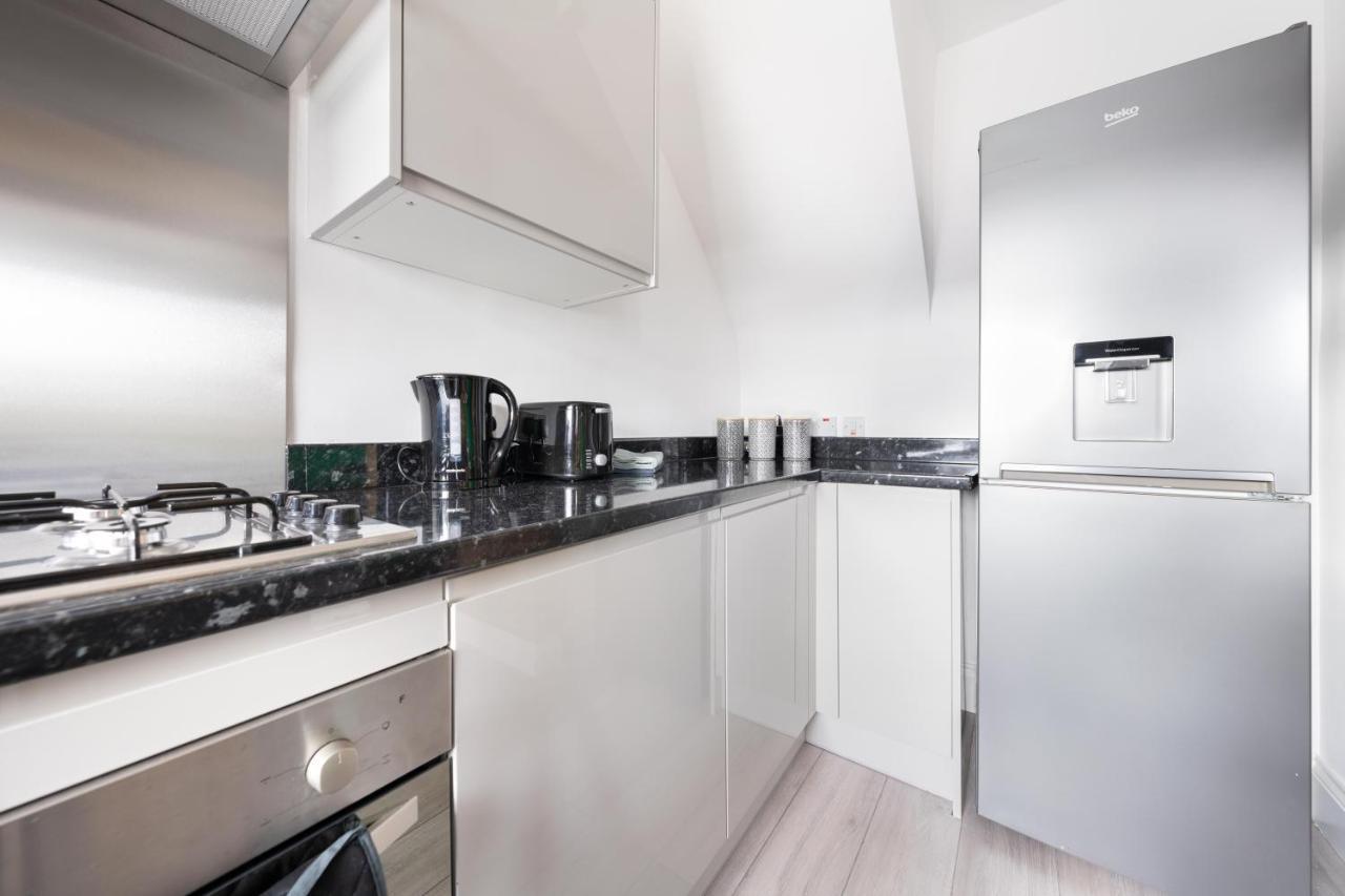 Contractor Accommodation Near Heathrow, Windsor Minutes From M4 Slough Dış mekan fotoğraf